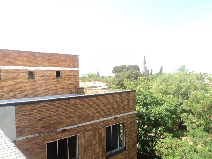 Commercial Property for Sale in Viljoenskroon Free State